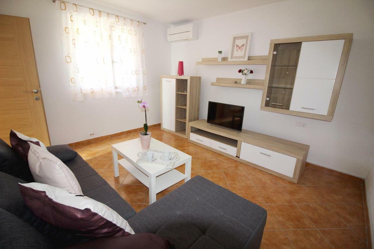 House Anna Lägenhet Poreč Exteriör bild